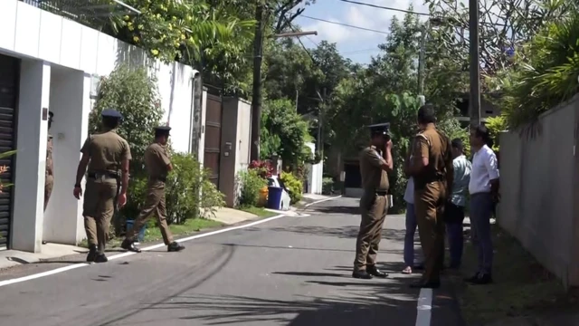 காவல்துறையினர் சோதனை