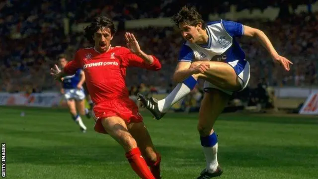 Gary Lineker bin score for di 1986 FA Cup final for Everton - a game dey lost to Liverpool