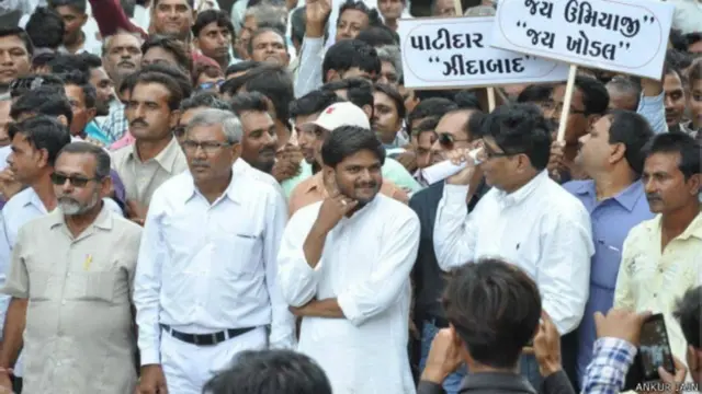 પ્રતીકાત્મક તસવીર