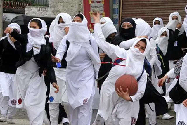 کشمیری لڑکیاں