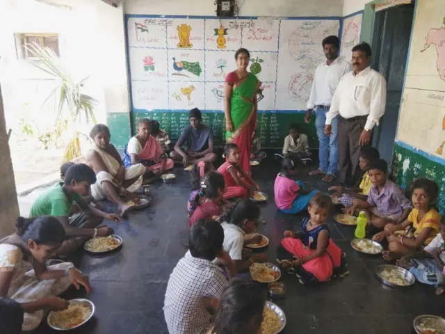 మధ్యాహ్న భోజనం