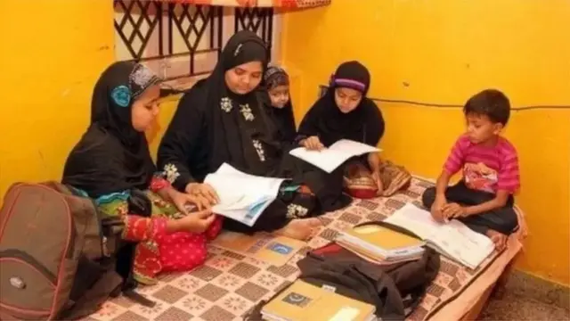 बिल्किस बानो आपल्या कुटुंबोसोबत