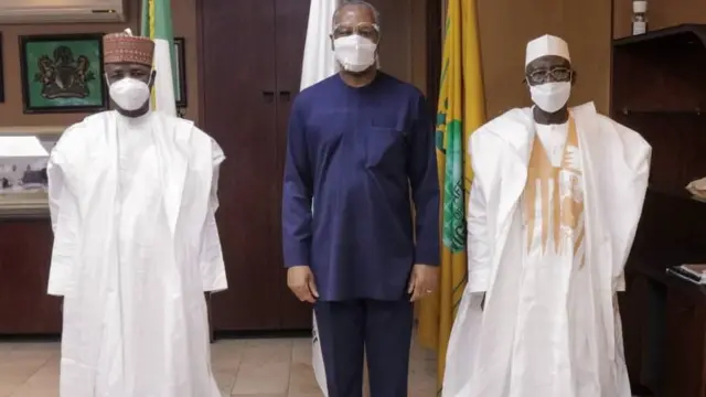 Senator Aliyu Magatakarda Wamakko, Geoffrey Onyeama and di Hon. Minister of Police Affairs, Muhammad Maigari Dingyadi.