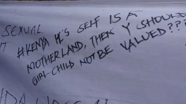 নারীরা ক্যানভাসে বলছেন যে রাস্তায় হয়রানির শিকার হওয়ার কারণে তারা নিরাপত্তাহীনতায় ভুগছেন।