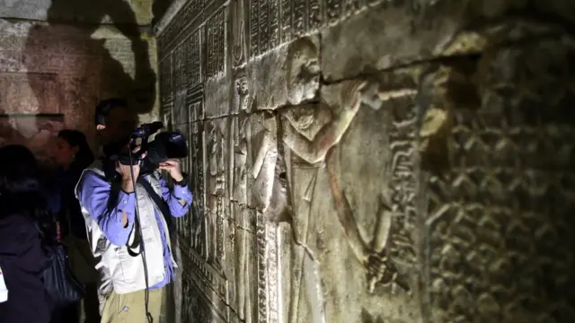 أرشيف- مقبرة أثرية للفراعنة