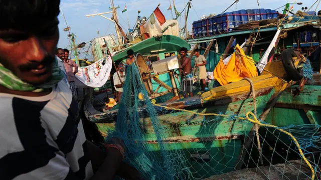 மீனவர் கலவரத்திற்கு தி.மு.க, டிடிவி தினகரனே காரணம் என ஜெயக்குமார் குற்றச்சாட்டு