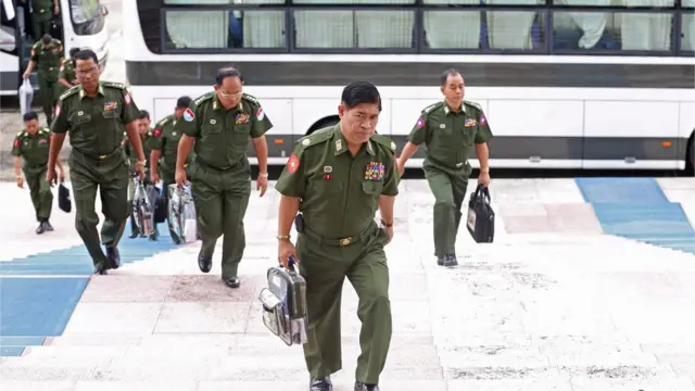 نمایندگان ارتش