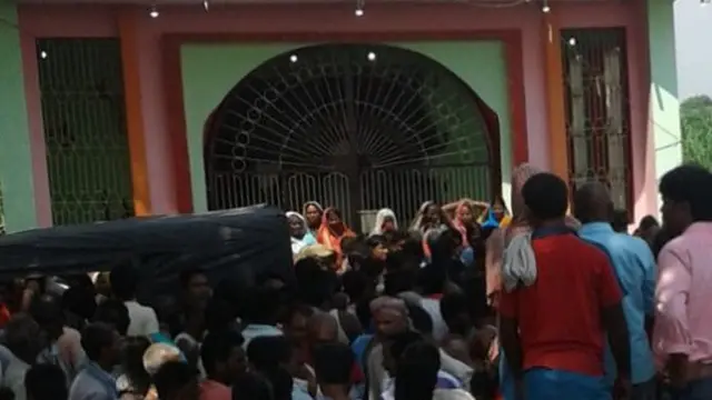 बिहार के बेगूसराय में तीन की पीट पीटकर हत्या