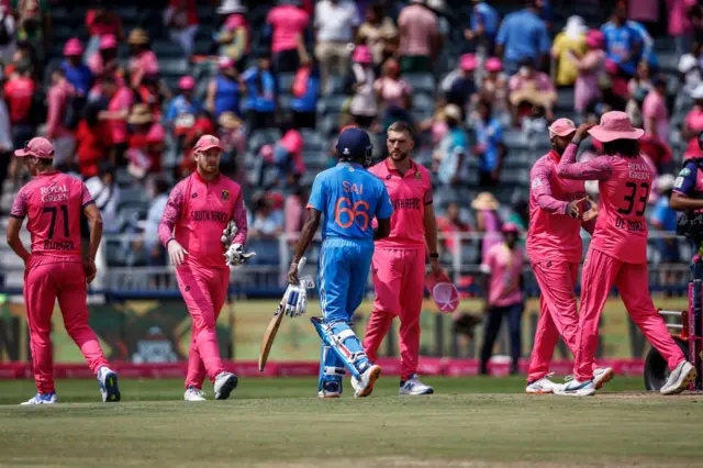 சாய் சுதர்சன் அறிமுகம் - இந்தியா வெற்றி