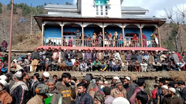 गुलाम हुसैन का घर