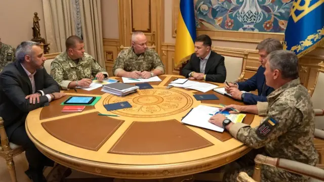 Зеленский и военные