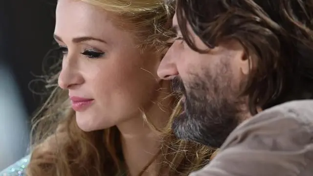 Los rostros de un hombre y una mujer