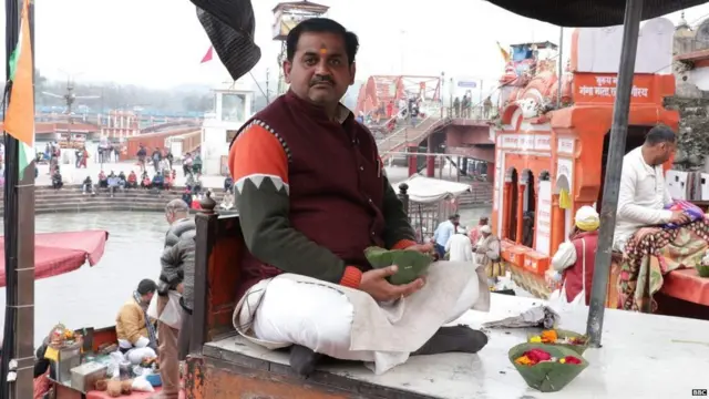 ਪੁਜਾਰੀ ਸ਼ੈਲੇਸ਼ ਮੋਹਨ