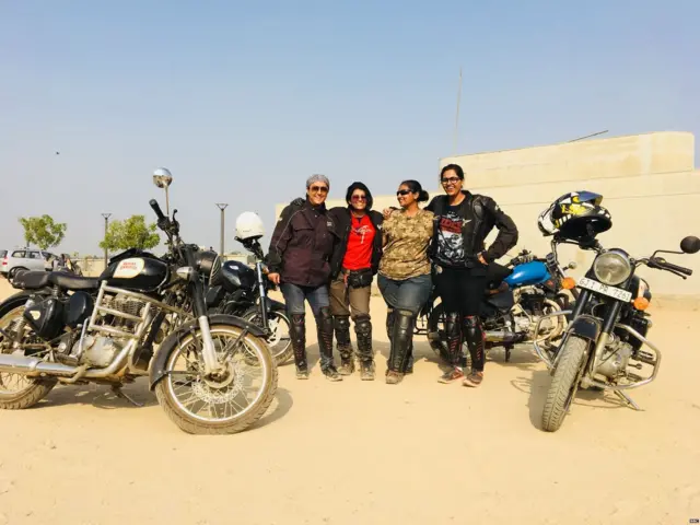 वुमेन बाइकर्स