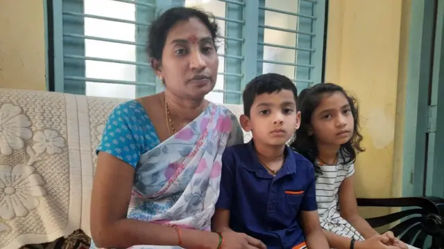 ఆత్మహత్య చేసుకున్న ఖమ్మం ఉపాధ్యాయుడి కుటుంబం