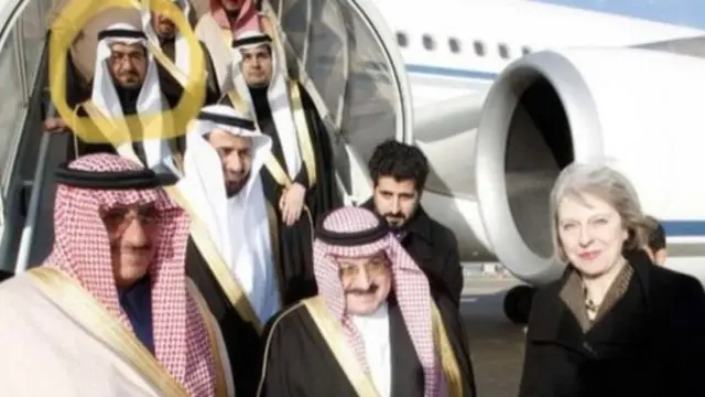 બ્રિટનના ભૂતપૂર્વ વડાં પ્રધાન ટેરેસા મે અને સાઉદી અધિકારી સાથે ડૉ જાબરી