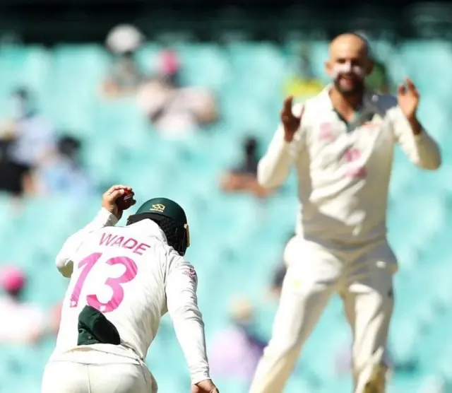 ఆస్ట్రేలియా బౌలింగ్