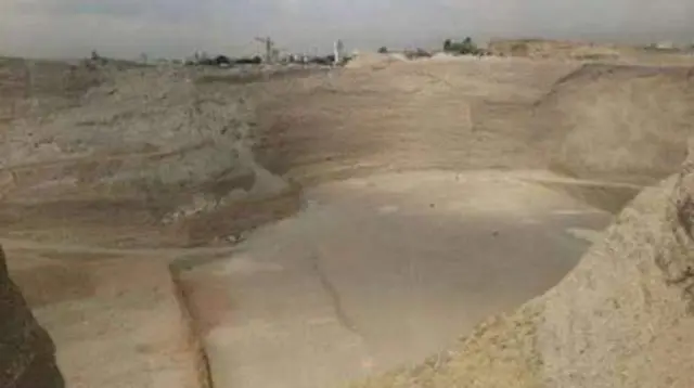 این عکسی است که خبرگزاری ایرنا از گودال بزرگ منطقه ۱۸ تهران منتشر کرده است