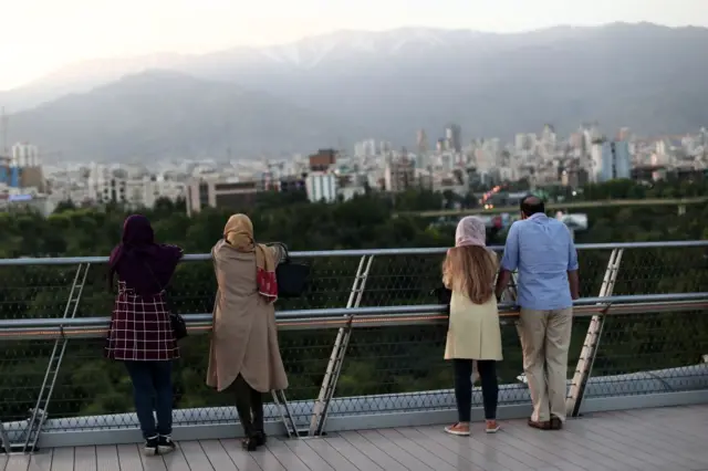 یکی از دلایل افزایش قیمت کمبود عرضه مسکن بوده که به تشدید گرانی و اجاره بها دامن زده است