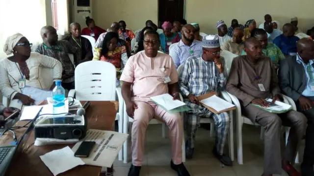 Awọn oṣisẹ INEC joko nibi idanilẹkọ wọn