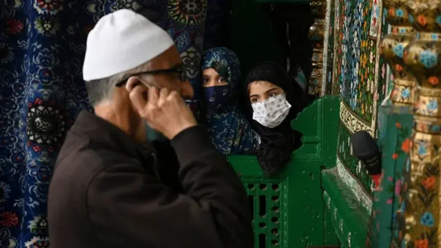 اذان اسلام کا بنیادی حصہ ہے