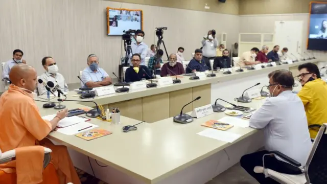 योगी आदित्यनाथ