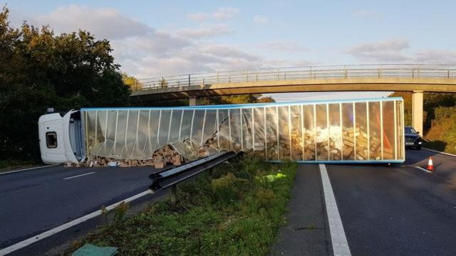 Amazon lorry crash closes A27 near Chichester