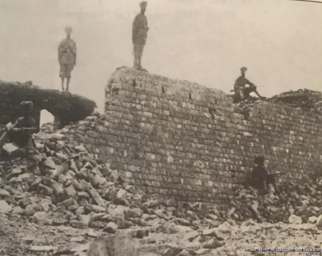  ਕਿਲ੍ਹੇ ਦੀਆਂ ਕੰਧਾਂ 