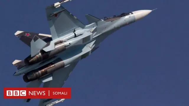 Diyaaradda dagaalka Su-35 uu Ruushka sameeyo 