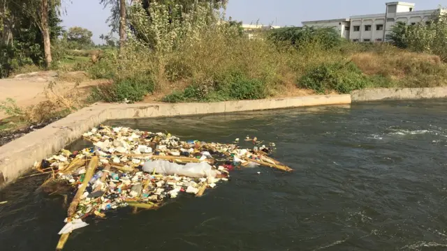 கழிவு நீர் ஏரி