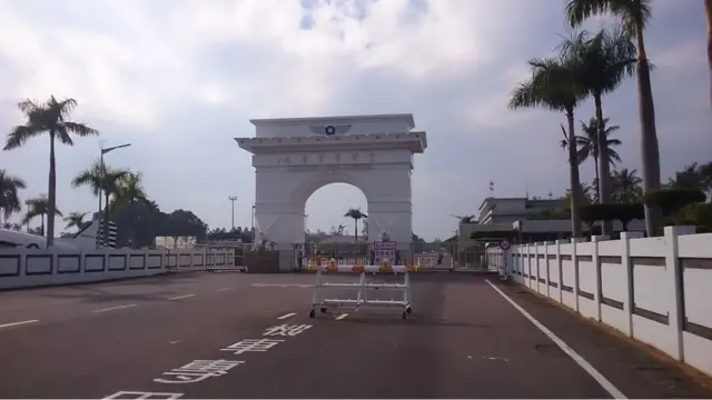 台湾的空军军官学校一直视自己为笕桥的正统传承，但是培育出来的空军却也得经常面对装备年纪比自己还大的窘况。