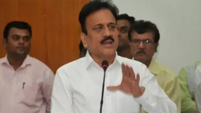 गिरीश महाजन