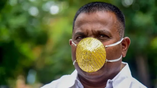 कोरोना मास्क