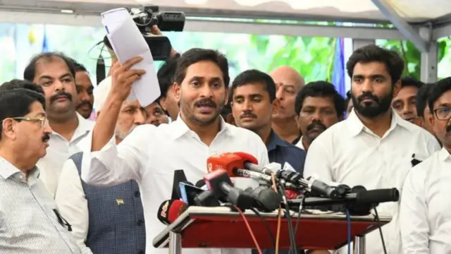 జగన్‌మోహన్ రెడ్డి 