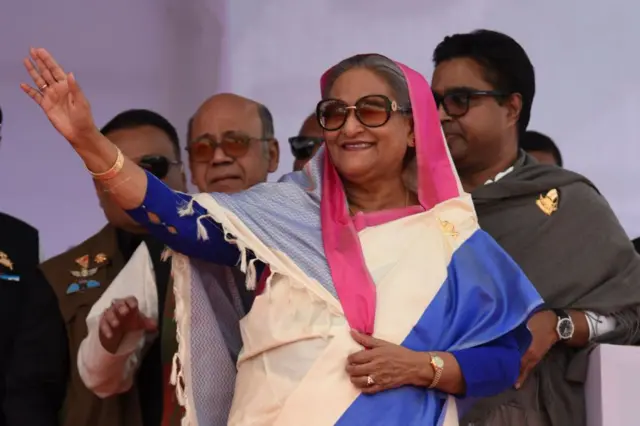 နိုင်ငံရေးပြိုင်ဘက်တွေကို အဆုံးစွန် ဖိနှိပ်ခဲ့သူ အဖြစ် မစ္စဟာဆီနာ ဝေဖန်ခံခဲ့ရ