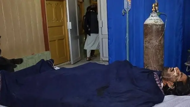 یک