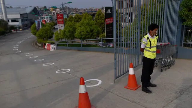 Çin'deki süpermarketlere girişlerde kontroller sürüyor