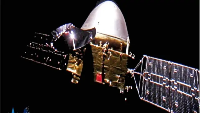 "天問一號"探測器計劃完成"繞落巡"任務，即對火星進行"環繞"，"著陸"和"巡視"