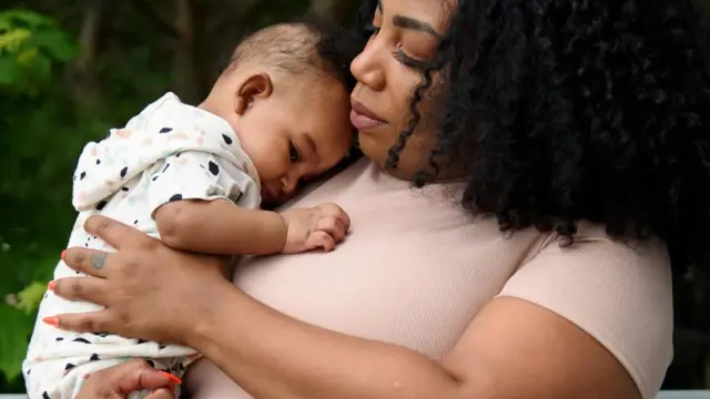 La parentalité réactive et dirigée par le bébé présente un certain nombre d'avantages