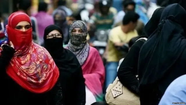 પ્રતીકાત્મક તસવીર