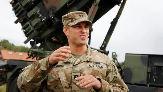 NATO tatbikatına katılan bir Amerikan askeri