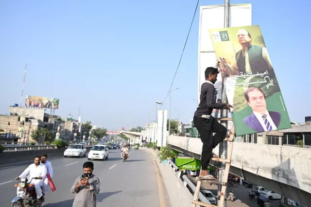 نواز شریف، 21 اکتوبر