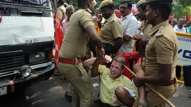 போராட்டம்