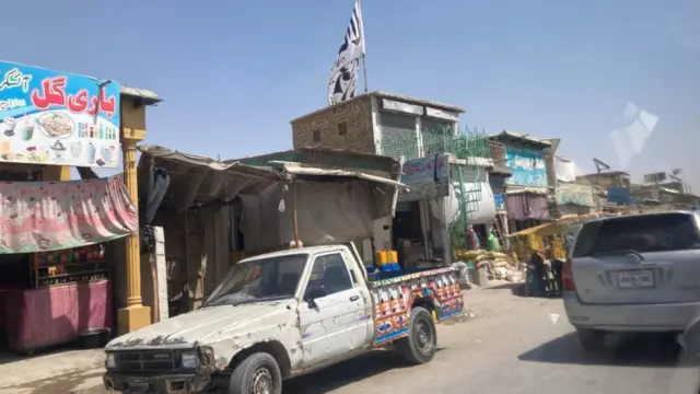 चमन स्पिन बोल्डक सीमा