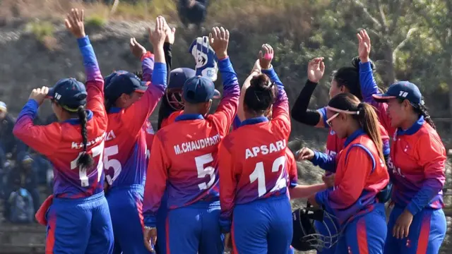 क्रिकेट टोली