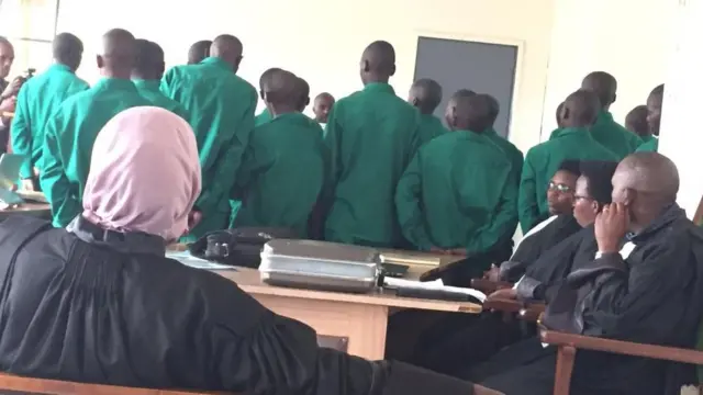 Abaregwa biganjemo urubyiruko bavugaga ko bashutswe ubushinjacyaha bukavuga ko ari amatakirangoyi