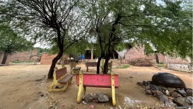 वारदात के बाद पचगांव से कई लोग भाग गए