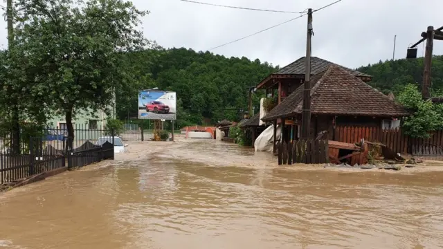 „Broćića avlija" pod vodom