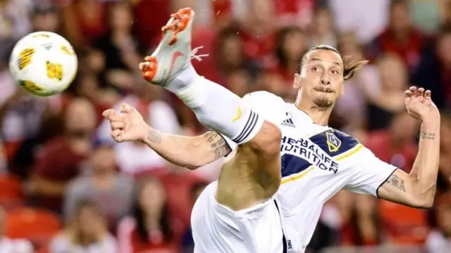 Zlatan Ibrahimovic, 37