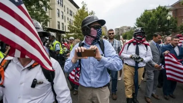 எதிர் போராட்டம்